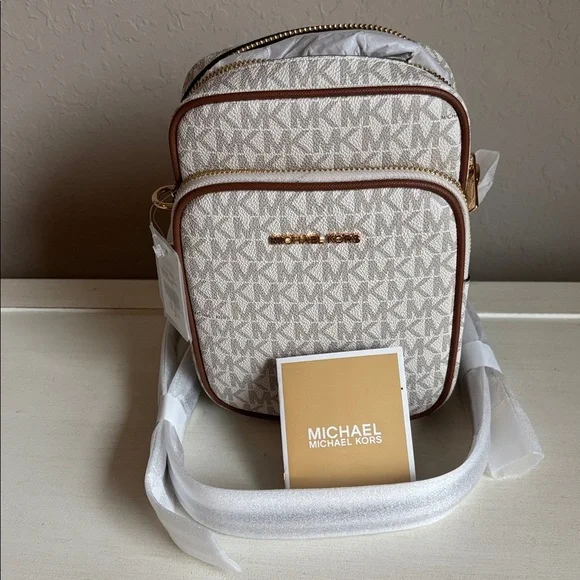 Michael Kors Jet Travel medium Beige and Brown Crossbody Bag NWT - Picture 7 of 8